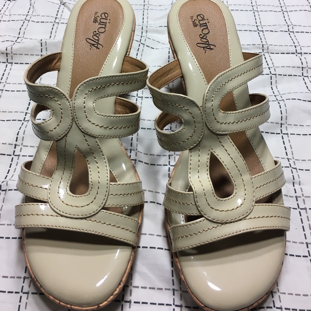 Euro Soft by Sofft  size 10 - never women.